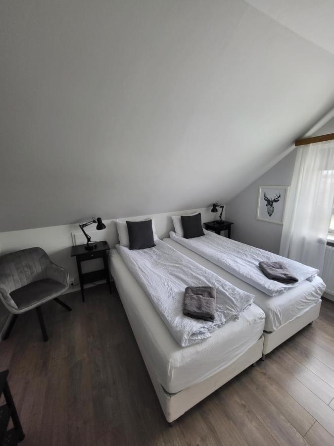 Grindavik Guesthouse Self Check In & Out Exterior foto