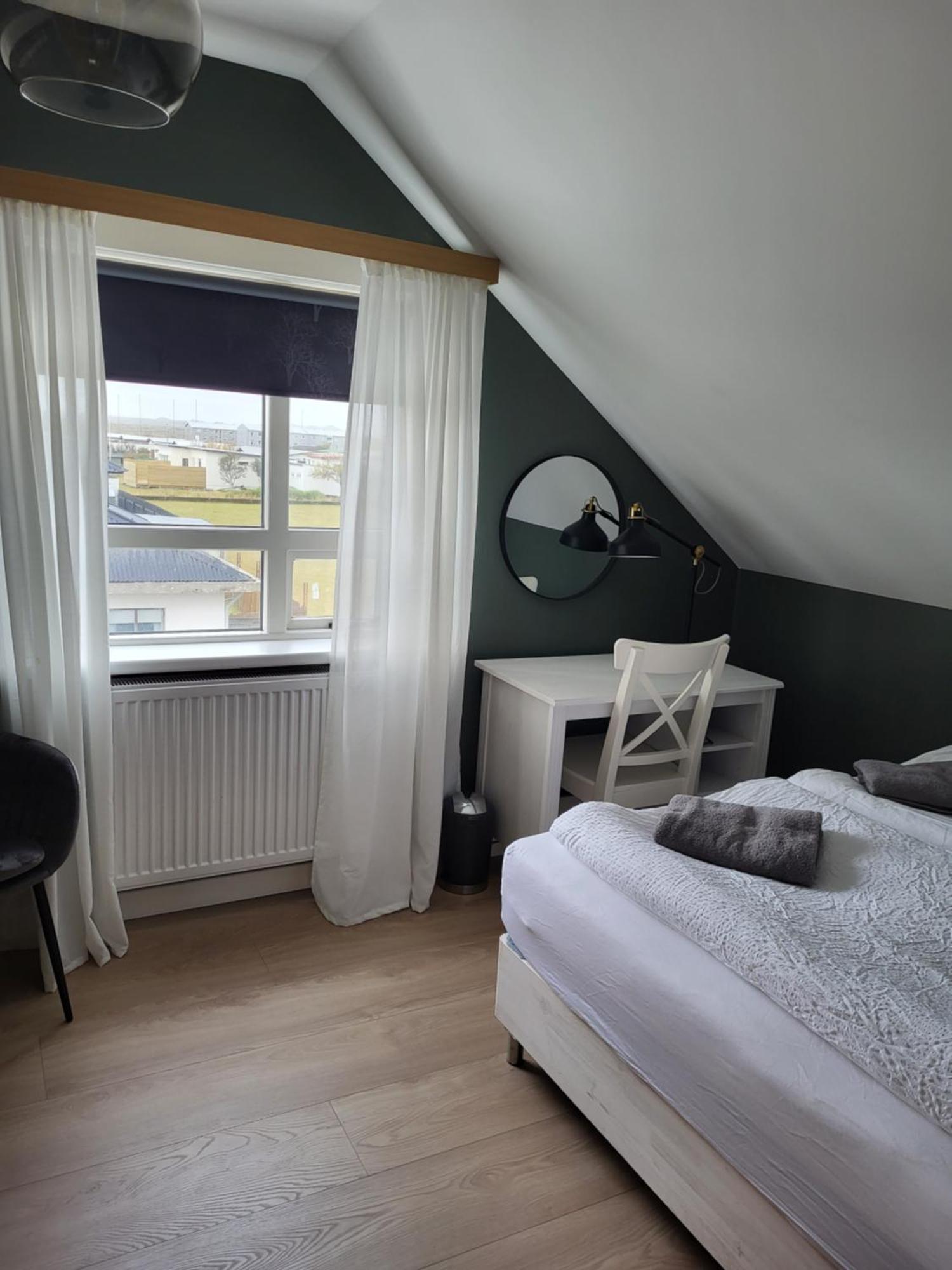 Grindavik Guesthouse Self Check In & Out Habitación foto